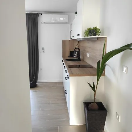 Apartament Loreta Primošten